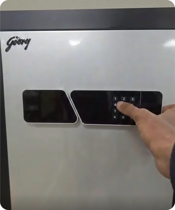 Rhino 75L detail 3