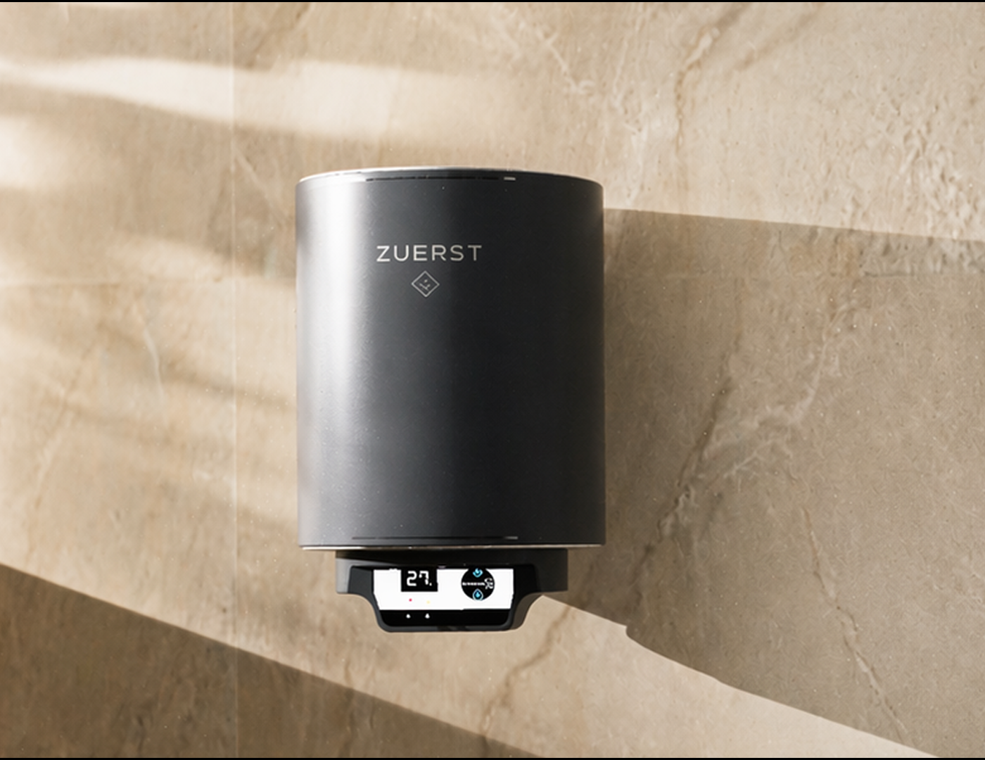 Zuerst